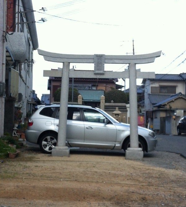 明石_浜の散歩道_戎神社_車