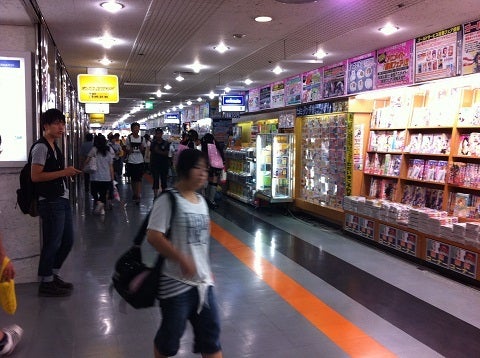 カミカミ大王の適当ブログ♪-三宮ヲタクストリート (4)