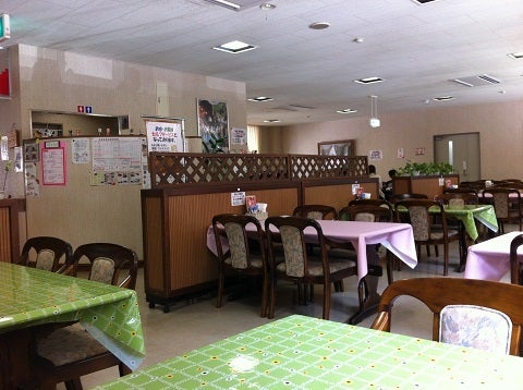 レストラン マロニエの店内 (1)