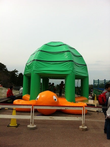 六甲山カンツリーハウス園内のペダルボートや遊具(4)
